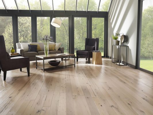 Read more about the article 6 Hot Flooring Trends That Will  Make What’s Underfoot Sizzle