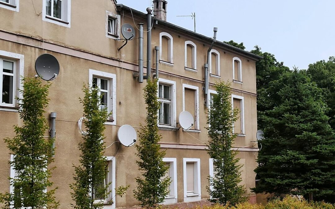 What Are Common Challenges Of Remodeling Older Homes In The East Bay?