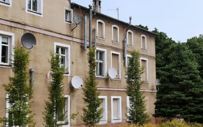 What Are Common Challenges Of Remodeling Older Homes In The East Bay?